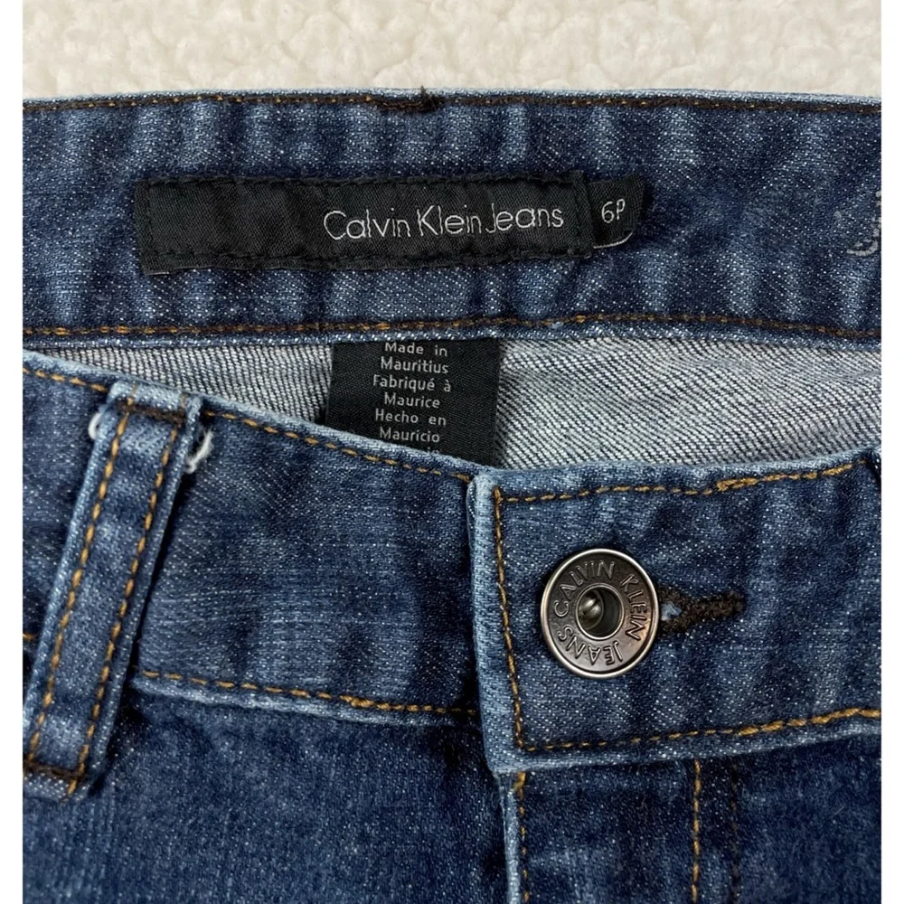 CALVIN KLEIN JEANS • Dark Wash Skinny Jeans, 6P - Picture 8 of 10